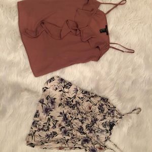 2 Tank Tops American Eagle & Forever 21